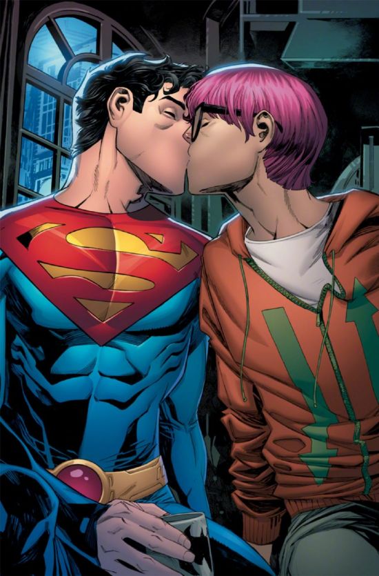 DC新漫画新版超人宣布出柜 变双性恋 与男记者交往